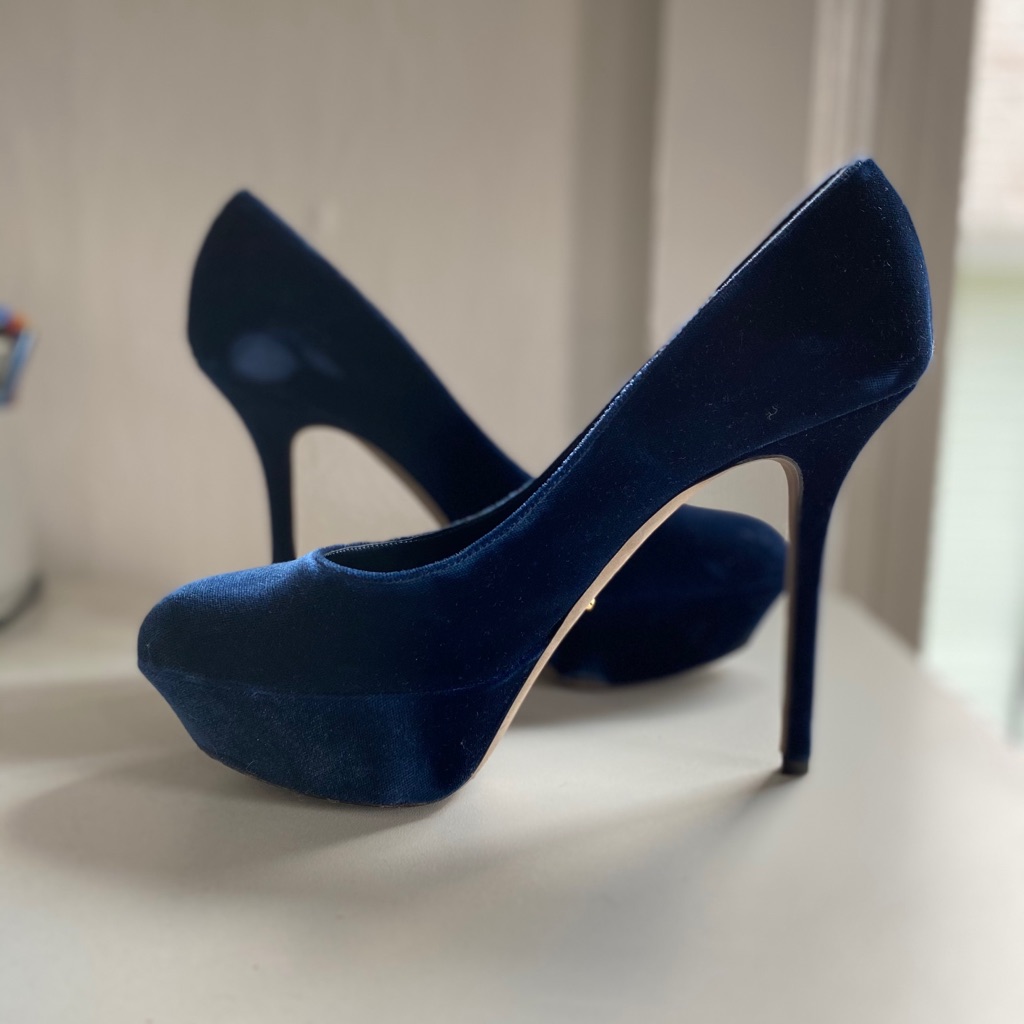 Sergio Rossi Blue Velvet Pumps W/ Box; Eu39 (Us 9)